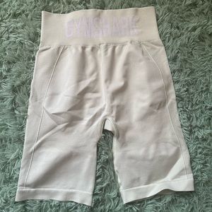 NWOT Gymshark shorts